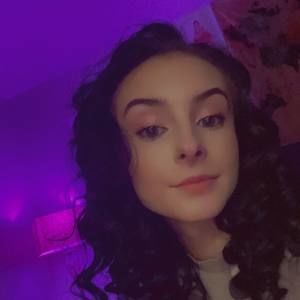 Meet your Posher, Delia